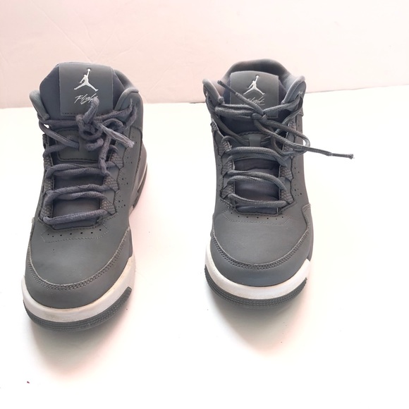 nike baseball sneakers